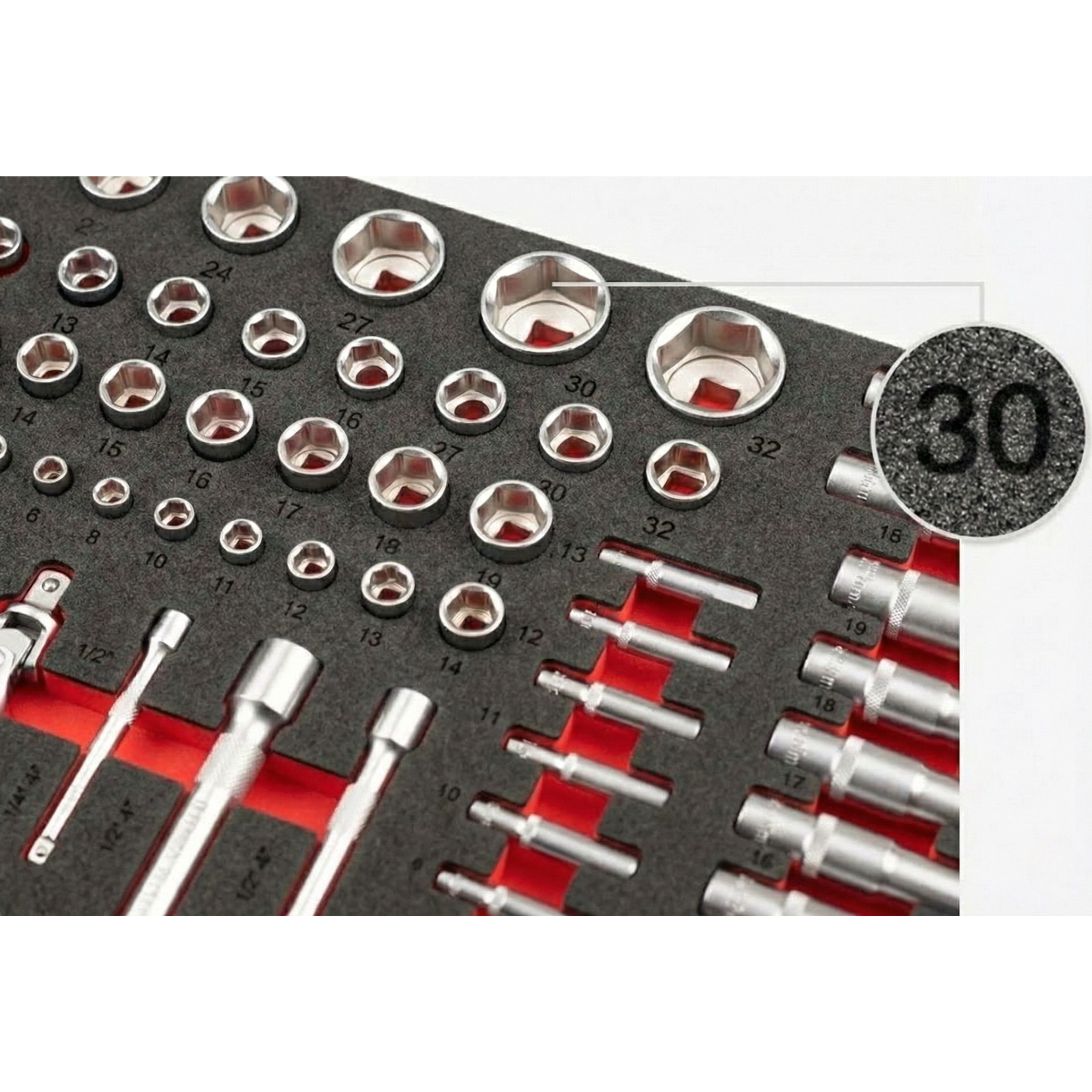 Laser-markierte Werkzeugeinlage im RETTER R12 Werkzeugwagen