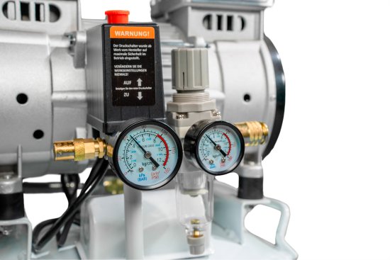 Flüster Kompressor Silent Kompressor öl frei 45 L 2PS