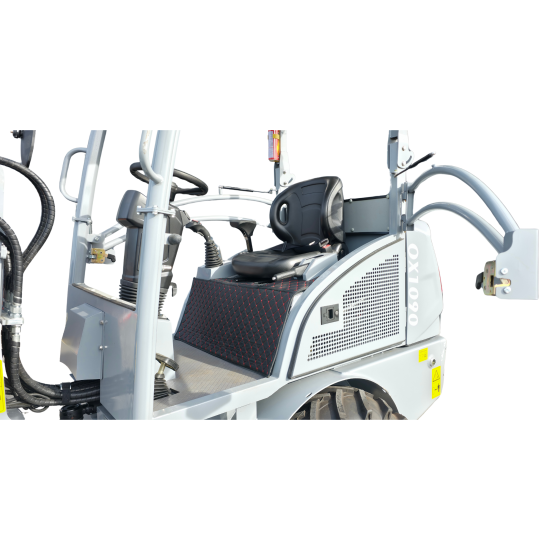 AGROX OX1090 Hoflader – 18,2 kW Kubota-Motor, 1200 kg Nutzlast, Komfortkabine, Euro-Aufnahme & Joysticksteuerung