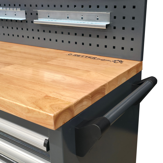 02-0058-rs2_werkstattwagen_haupt_vorne