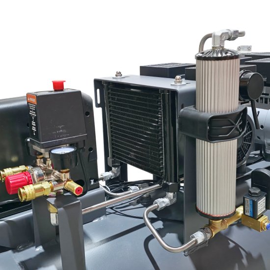 RT1150 Flüster Kompressor 150 L / 10 Bar mit integrierter Lufttrocknung