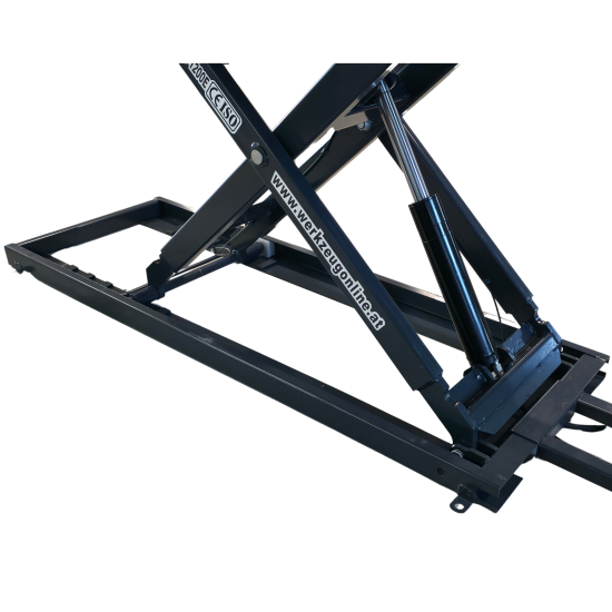 Preview: 02-0452-scherenhebebuehne-motorrad-1