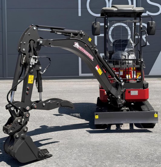 Rhinoceros XN18L Diesel Minibagger - Kubota Motor 14 PS