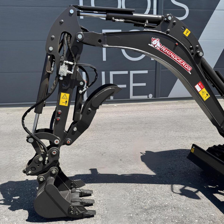 Rhinoceros XN18L Diesel Minibagger - Kubota Motor 14 PS