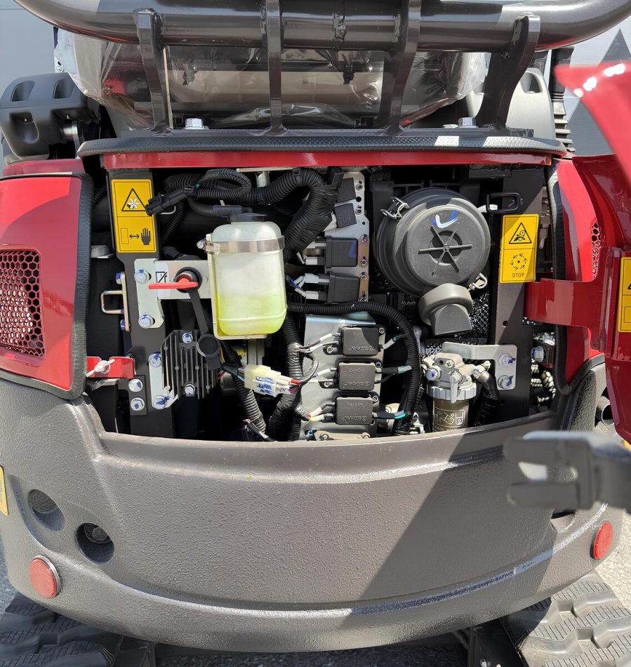 Rhinoceros XN18L Diesel Minibagger - Kubota Motor 14 PS