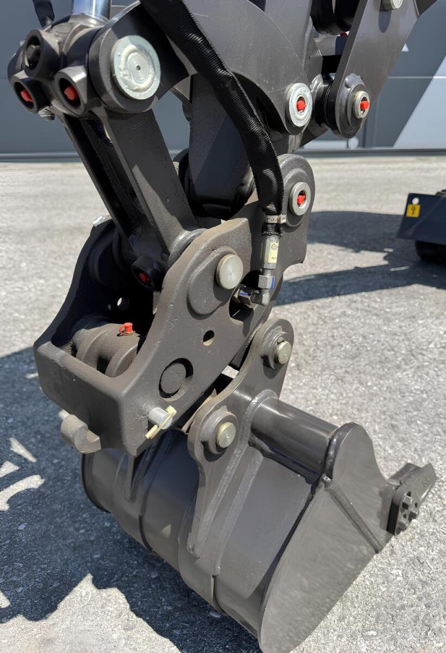 Rhinoceros XN18L Diesel Minibagger - Kubota Motor 14 PS