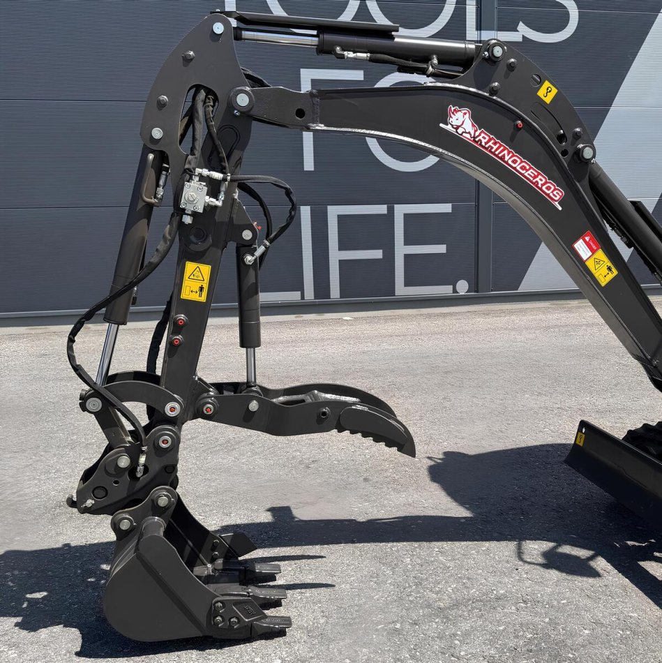 Rhinoceros XN18L Diesel Minibagger - Kubota Motor 14 PS